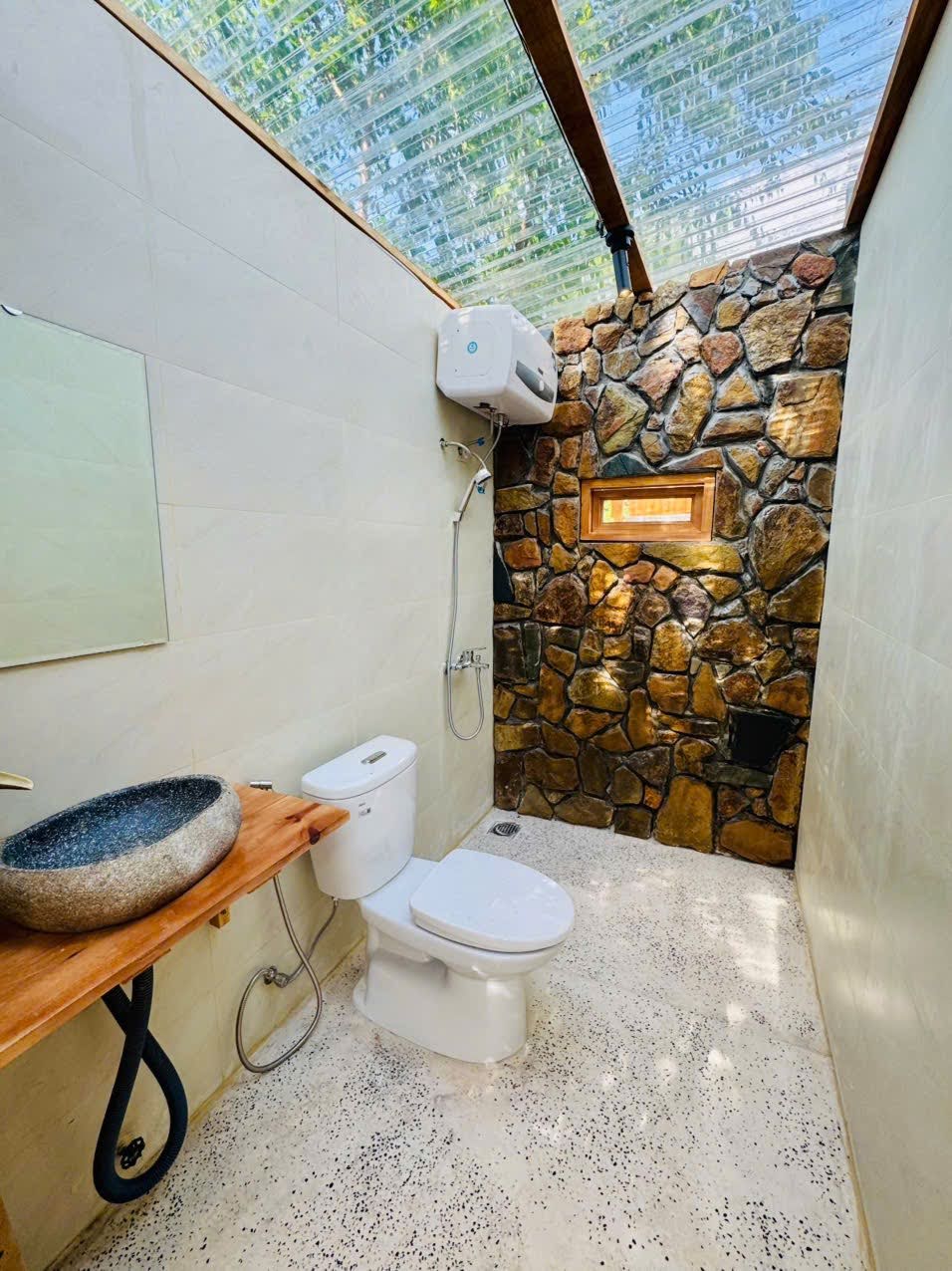 Phòng tắm riêng của lều glamping